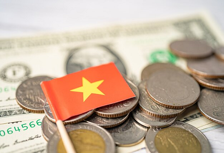 Vietnam Faces Tariff Risk Amid Growing Trade Surplus with US